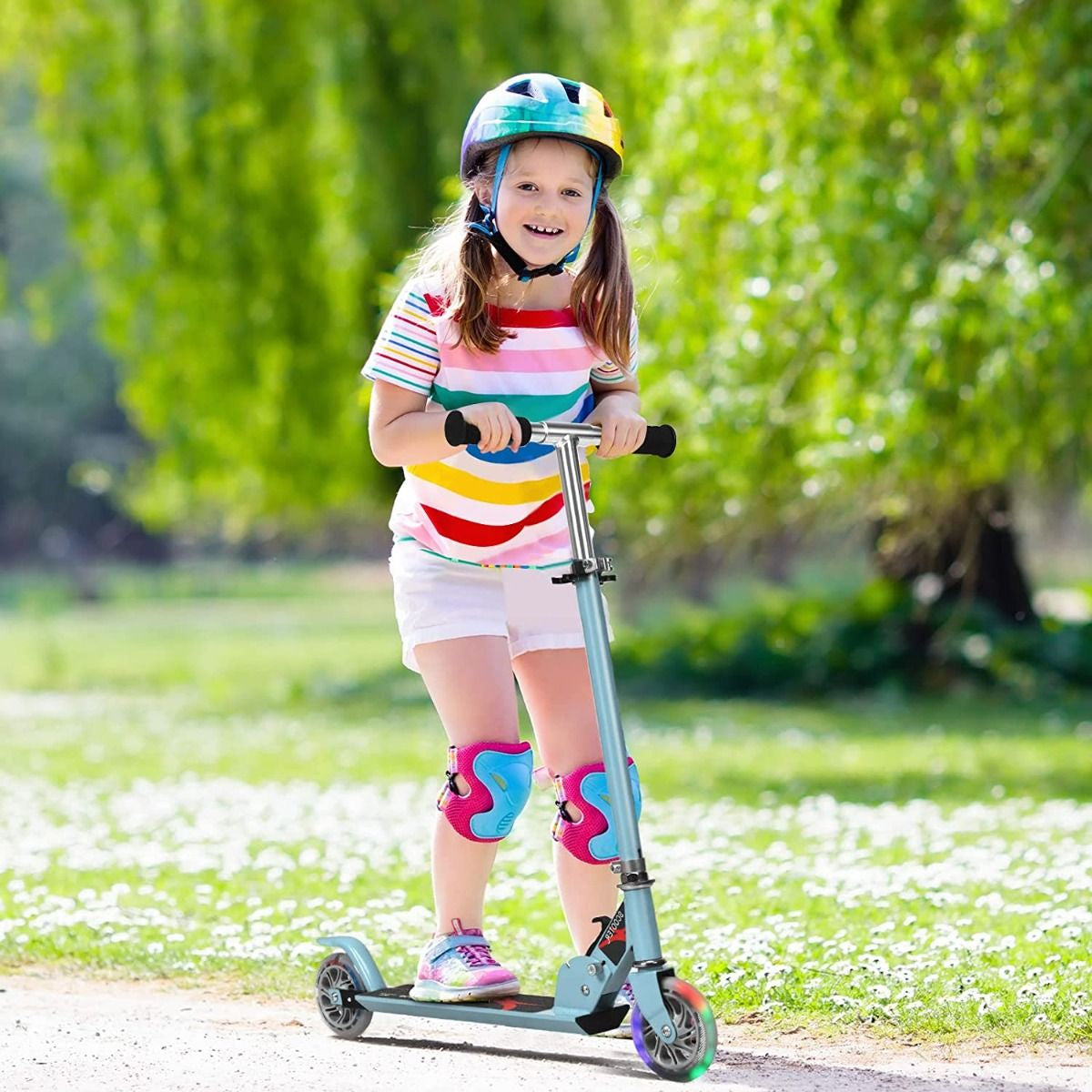 Trottinette Enfant 2 Roues Patinette Enfant Pliable Scooter Enfant Kick Avec LED Lumière Hauteur Réglable Bleu/Bleu Foncé/Rose/Rouge/Violet